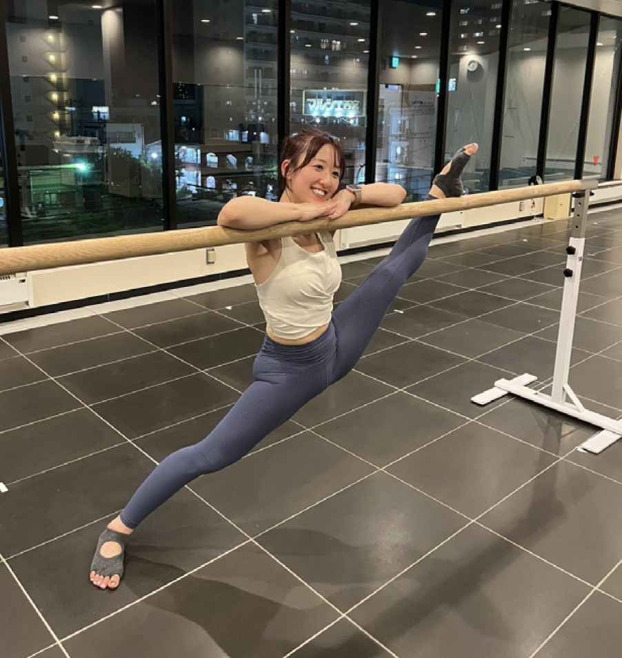 Yumemiさんバレエピラティスポーズの画像